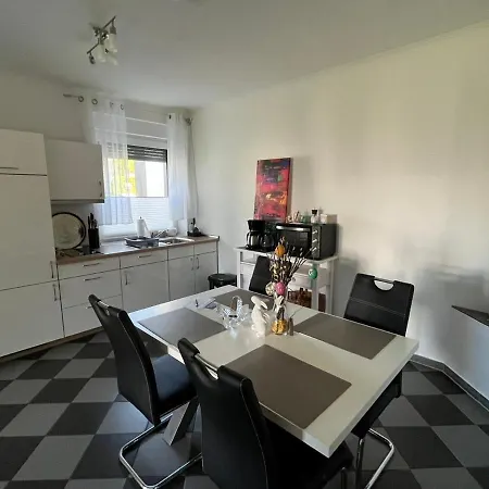 Xantener Heeser Weg *